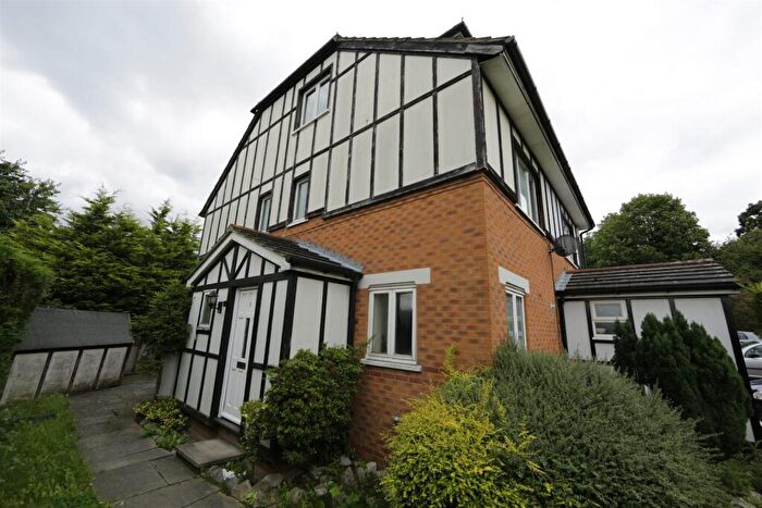 3 Bedroom Semi-Detached House To Rent In Rickard Close, Hendon, London, NW4