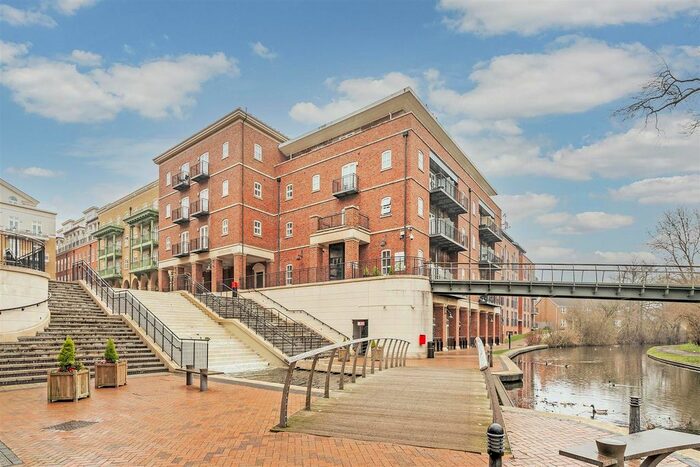 2 Bedroom Flat To Rent In Waterside, Dickens Heath, Shirley, Solihull, B90