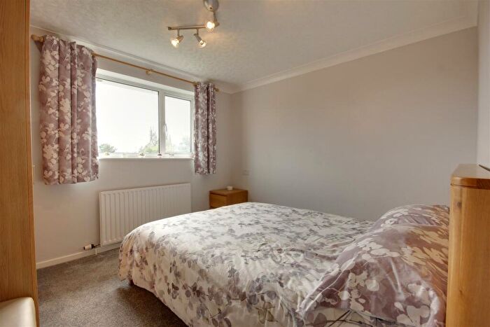 4 Bedroom Detached House For Sale In Briar Close, Newport, HU15