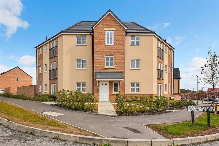 2 Bedroom Flat For Sale In Jockey Way, Andover, SP11