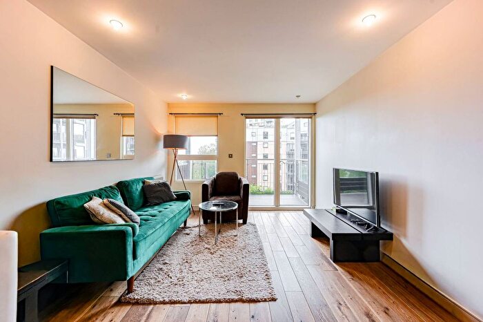 1 Bedroom Flat For Sale In Seren Park Gardens, Greenwich, London, SE3