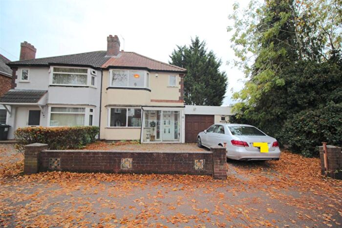 3 Bedroom Semi Detached House For Sale In Croft Road, Yardley, Birmingham, B26