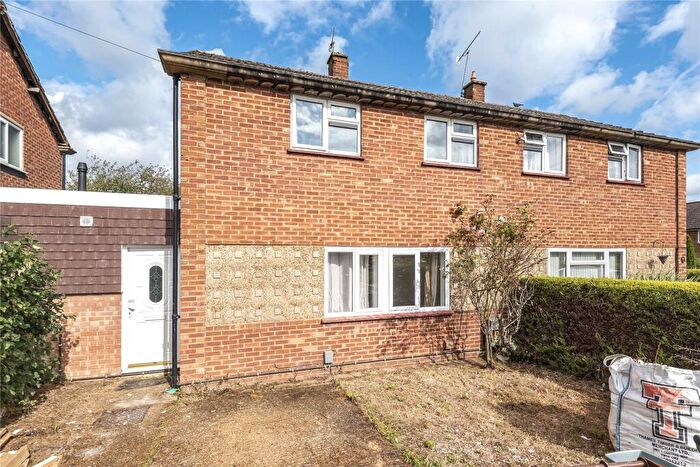 7 Bedroom Semi Detached House For Sale In Homestall, Guildford, Surrey, GU2