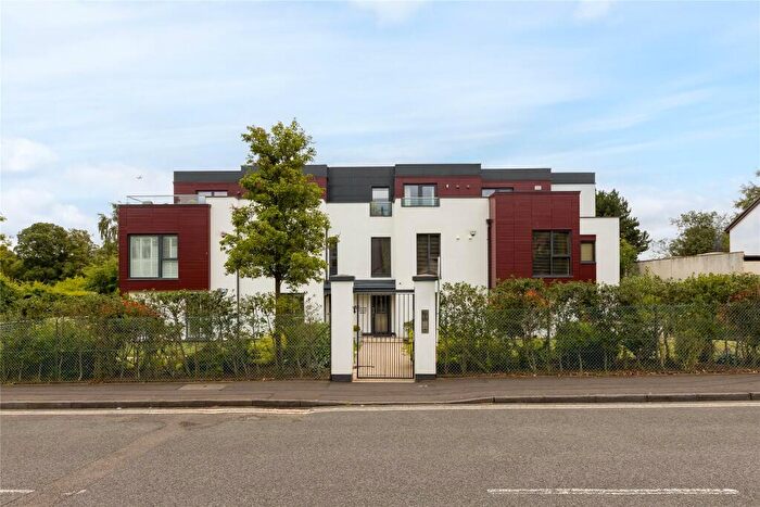 2 Bedroom Apartment For Sale In Barnton Avenue West, Edinburgh, Midlothian, EH4
