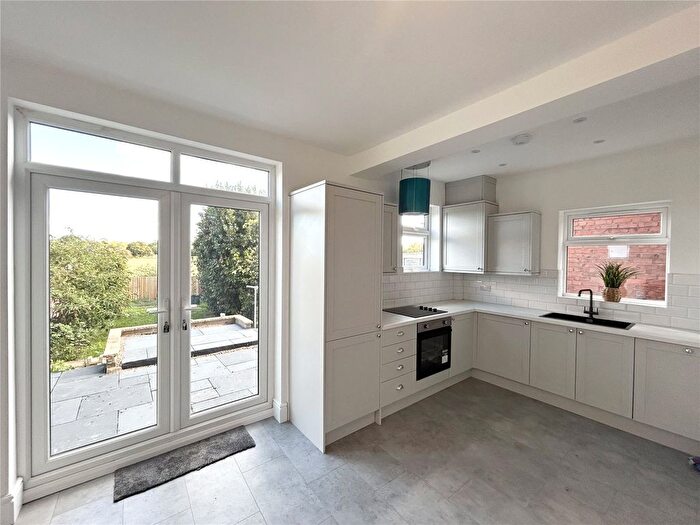 3 Bedroom Detached House For Sale In Owen Avenue, Long Eaton, Nottingham, Derbyshire, NG10