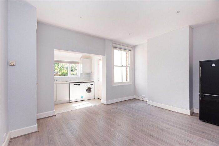 2 Bedroom Detached House To Rent In Altenburg Avenue, London, W13