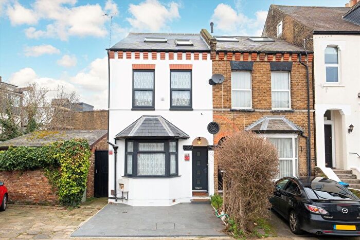 5 Bedroom Semi-Detached House To Rent In Richmond Park Road, Kingston Upon Thames, KT2