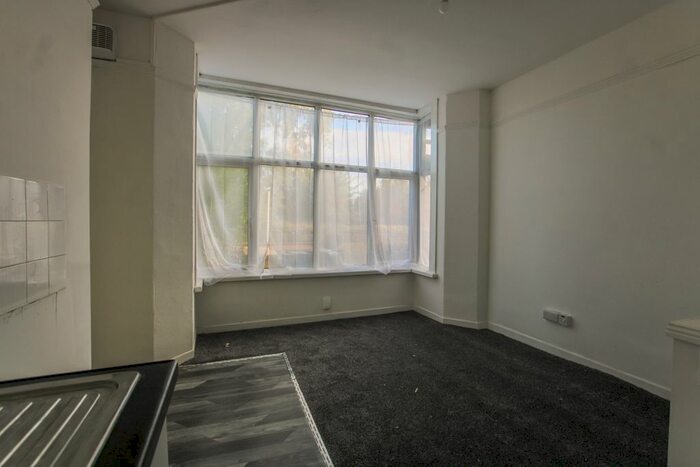 1 Bedroom Flat To Rent In Bromwich Street, Bolton, BL2