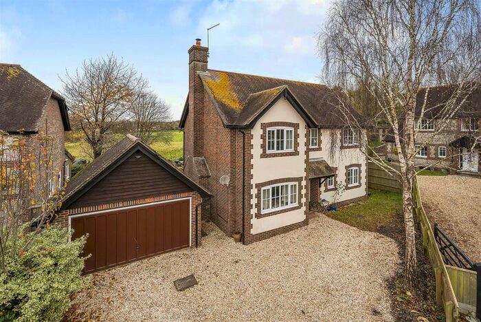 4 Bedroom Detached House For Sale In South Farm Close, Tarrant Hinton, Blandford Forum, DT11