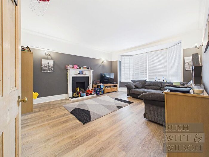 3 Bedroom Flat For Sale In Elmstead Road, Bexhill-On-Sea, TN40