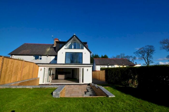 4 Bedroom Country House To Rent In Barnston Road, Wirral, CH61