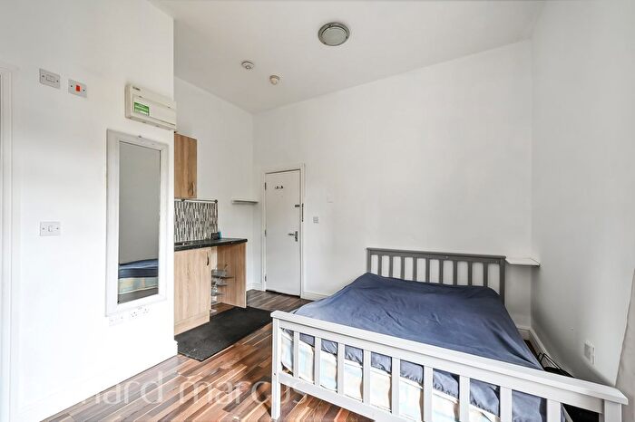 Property To Rent In Clarence Road, Croydon, CR0