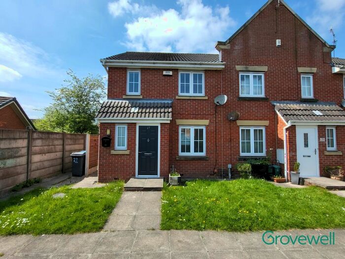 3 Bedroom Semi-Detached House To Rent In Lawndale Drive, Worsley, Manchester, M28