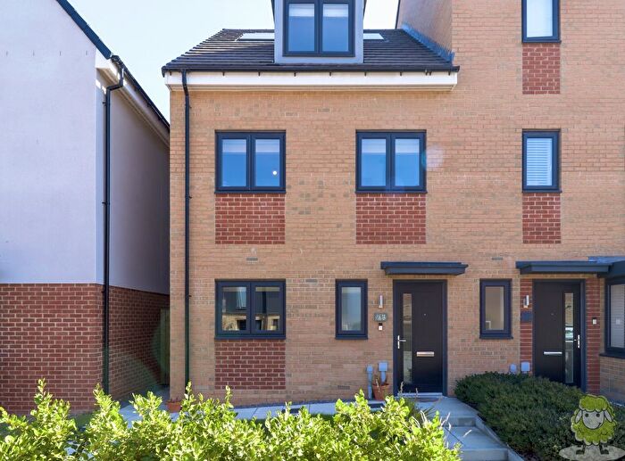 3 Bedroom Semi Detached House For Sale In Rose Hill Drive, South Shields, NE33