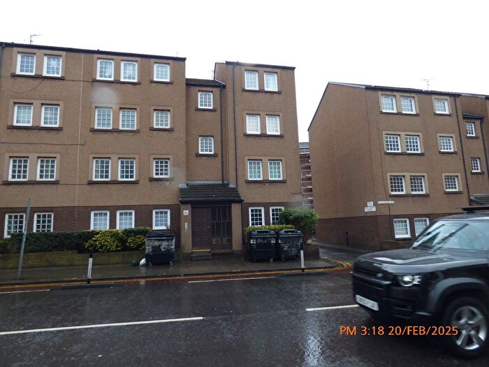 1 Bedroom Flat To Rent In Causewayside, Newington, Edinburgh, EH9