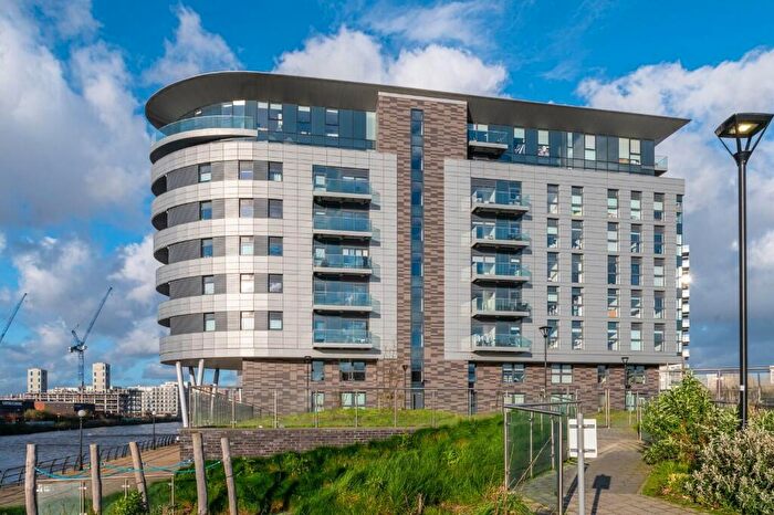 1 Bedroom Apartment For Sale In Pomona Strand, Manchester, Greater Manchester, M16