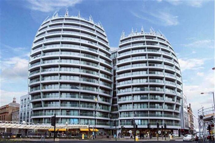 1 Bedroom Flat To Rent In Bezier Apartments, City Road, Old Street, Shoreditch, London, EC1Y