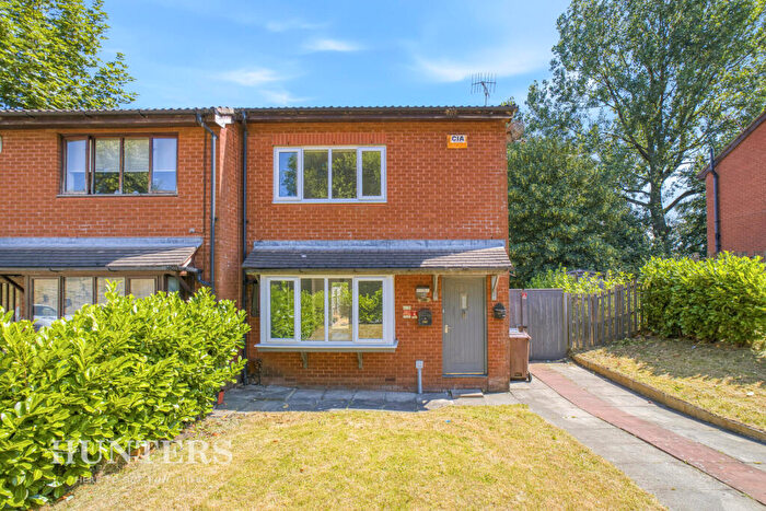 2 Bedroom Semi Detached House For Sale In Mortimer Street, Oldham, OL1