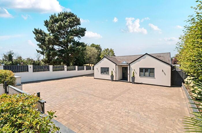 4 Bedroom Detached House For Sale In Exceptional Contemporary Home - Leybourne, ME19