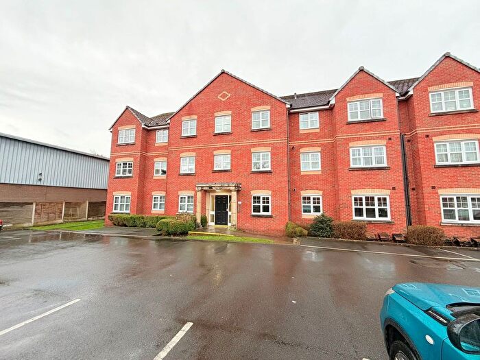 2 Bedroom Flat To Rent In Palatine Street, Denton, Manchester, M34