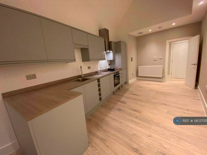 2 Bedroom Flat To Rent In , Bicester, OX26