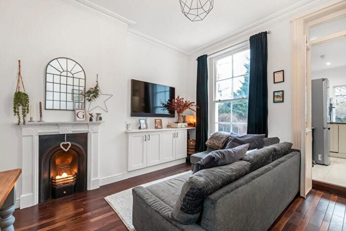 1 Bedroom Apartment For Sale In Hamilton Road West Norwood, SE27