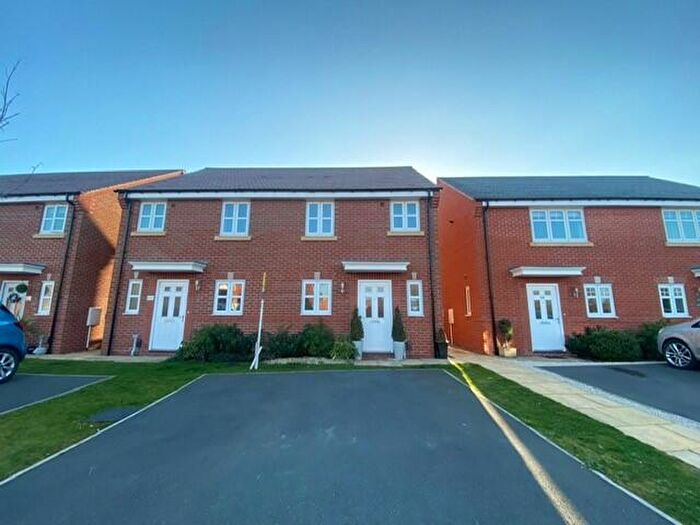 3 Bedroom House To Rent In Canterbury Drive, Derby, DE23