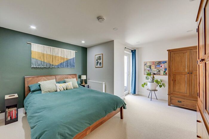 1 Bedroom Flat For Sale In - Brockley Rise, Forest Hill, London, SE23