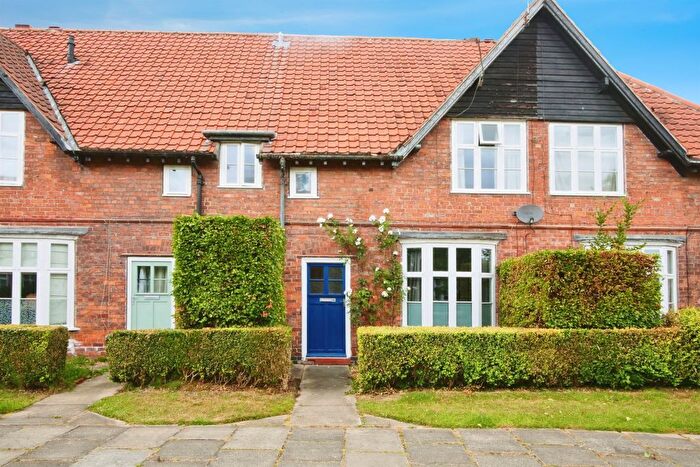 3 Bedroom Terraced House For Sale In Chestnut Grove, New Earswick, York, YO32