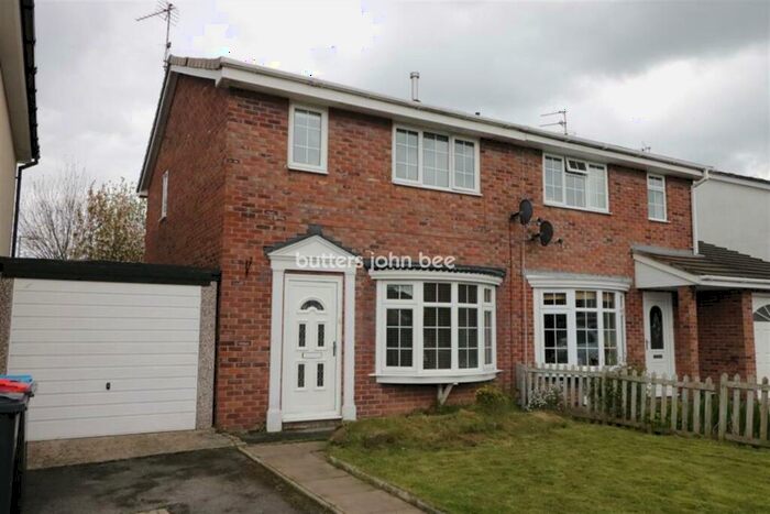 3 Bedroom Detached House To Rent In Teal Close, CW7