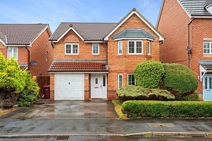 4 Bedroom Detached House For Sale In Madison Park, Westhoughton, Bolton, BL5