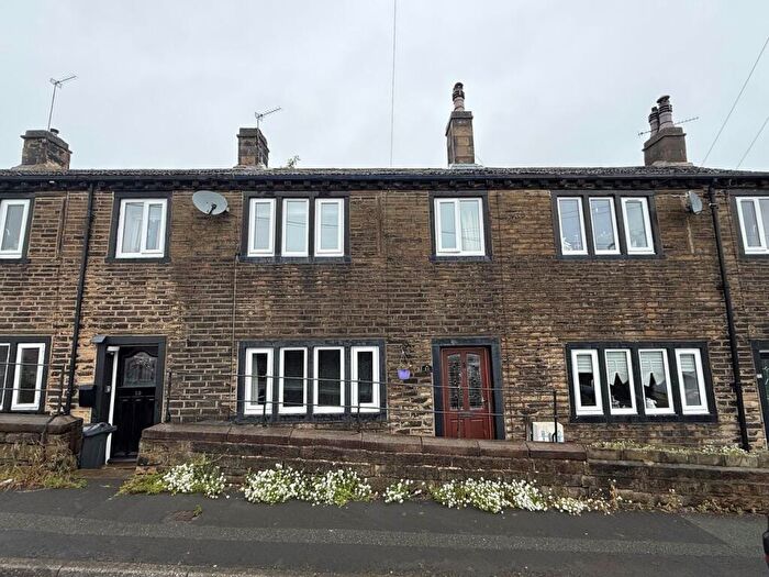 2 Bedroom Cottage For Sale In Laneside, Stainland Road, Elland, Calderdale, HX4