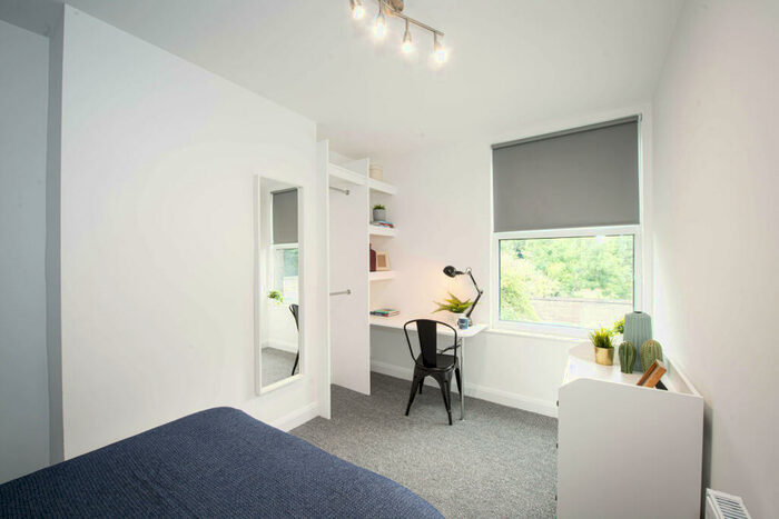 1 Bedroom Flat To Rent In Back Manor Terrace, Leeds, LS6