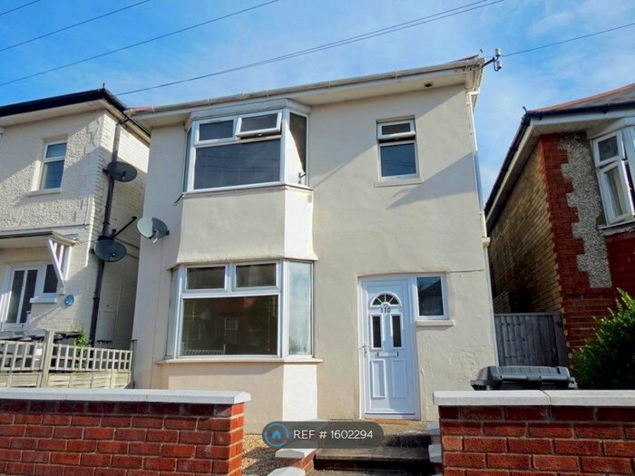 4 Bedroom Detached House To Rent In Pine Road, Bournemouth, BH9