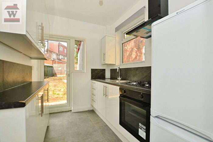 3 Bedroom Semi-Detached House To Rent In The Drive, Isleworth, TW7