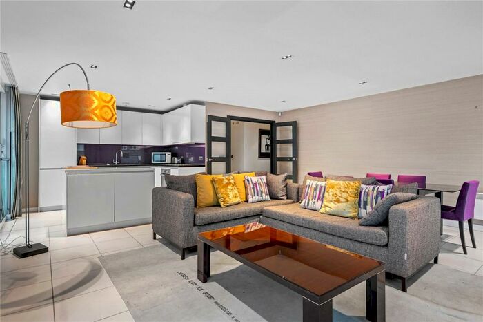 2 Bedroom Apartment To Rent In Brewhouse Yard, Clerkenwell, London, EC1V