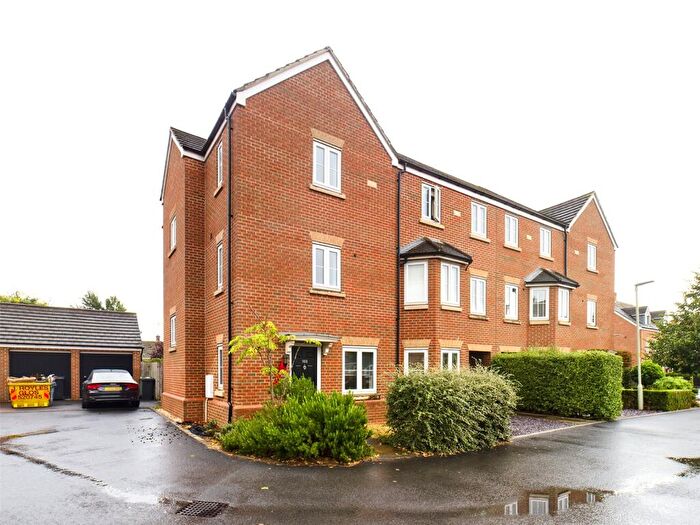 4 Bedroom House To Rent In Greenways, Barnwood, Gloucester, Gloucestershire, GL4