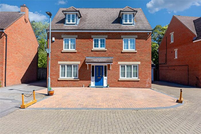 5 Bedroom Detached House For Sale In Wood End Close, Sharnbrook, Bedford, Bedfordshire, MK44