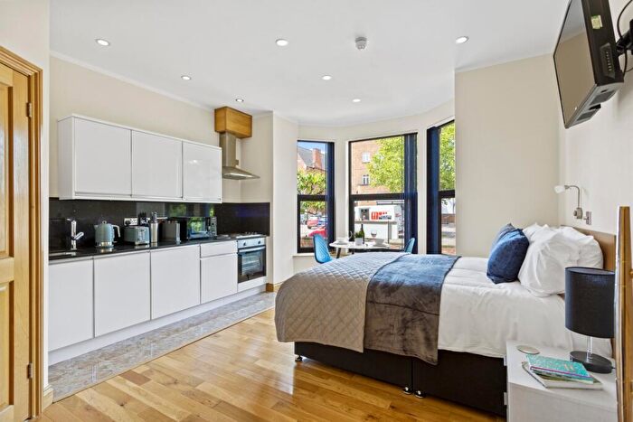 1 Bedroom Flat To Rent In **Inclusive Of All Bills & Communal Cleaner** Studio, West One Studios, - Musters Road, West Bridgford, NG2