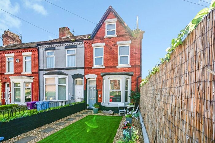2 Bedroom End Of Terrace House For Sale In Deane Road, Liverpool, Merseyside, L7