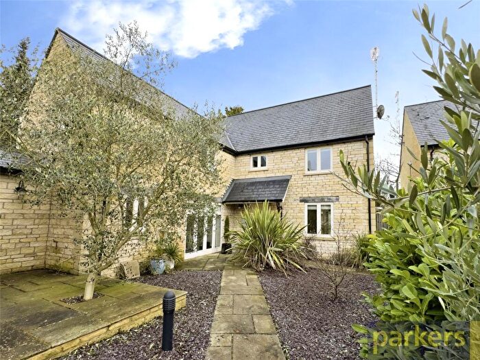 6 Bedroom Detached House For Sale In Ham Lane, Aston, Bampton, Oxfordshire, OX18