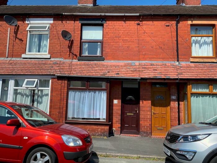 1 Bedroom Property To Rent In Plant Street, Cheadle, Stoke-On-Trent, ST10