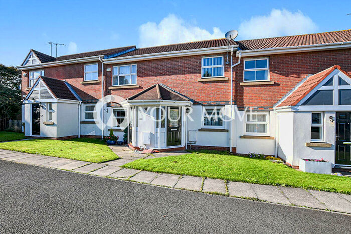 2 Bedroom Flat To Rent In Hillheads Court, Whitley Bay, Tyne And Wear, NE25