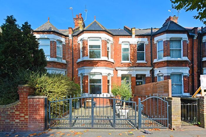 4 Bedroom Terraced House To Rent In Barlby Road, London, W10