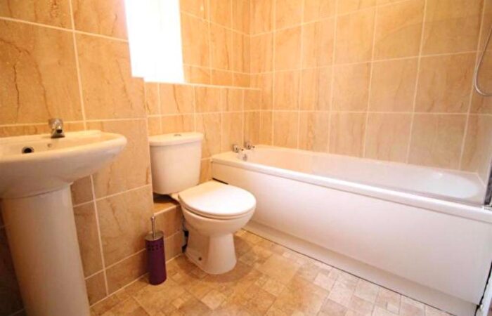 2 Bedroom Flat To Rent In Blackfriars Court, City Center, Newcastle Upon Tyne, NE1