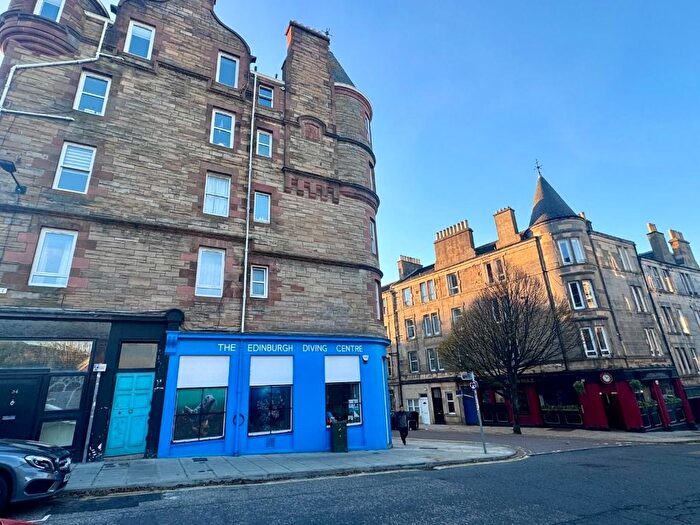 1 Bedroom Flat To Rent In Yeaman Place, Polwarth, Edinburgh, EH11