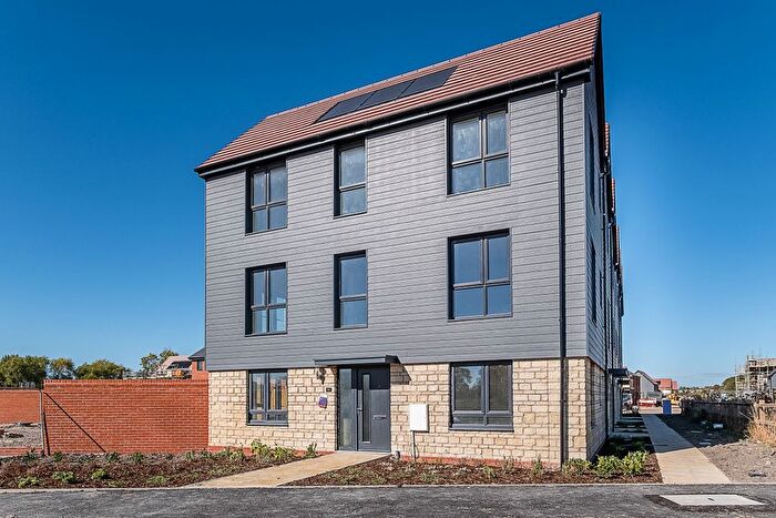 3 Bedroom End Of Terrace House To Rent In Fossil Way, Didcot, OX11