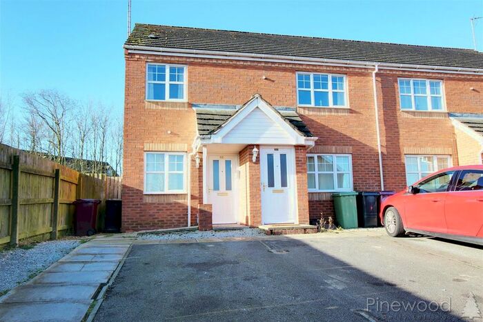 2 Bedroom End Of Terrace House To Rent In Bloomery Way, Clay Cross, Chesterfield, Derbyshire, S45