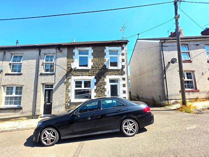 3 Bedroom End Of Terrace House For Sale In Station Street, Pentwyn-mawr, Caerphilly County Borough, NP11