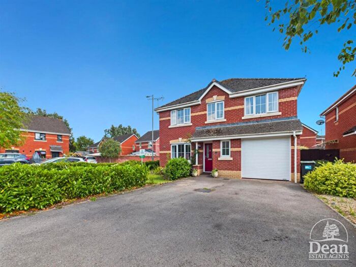 4 Bedroom Detached House For Sale In Jordan Gardens, Monmouth, NP25
